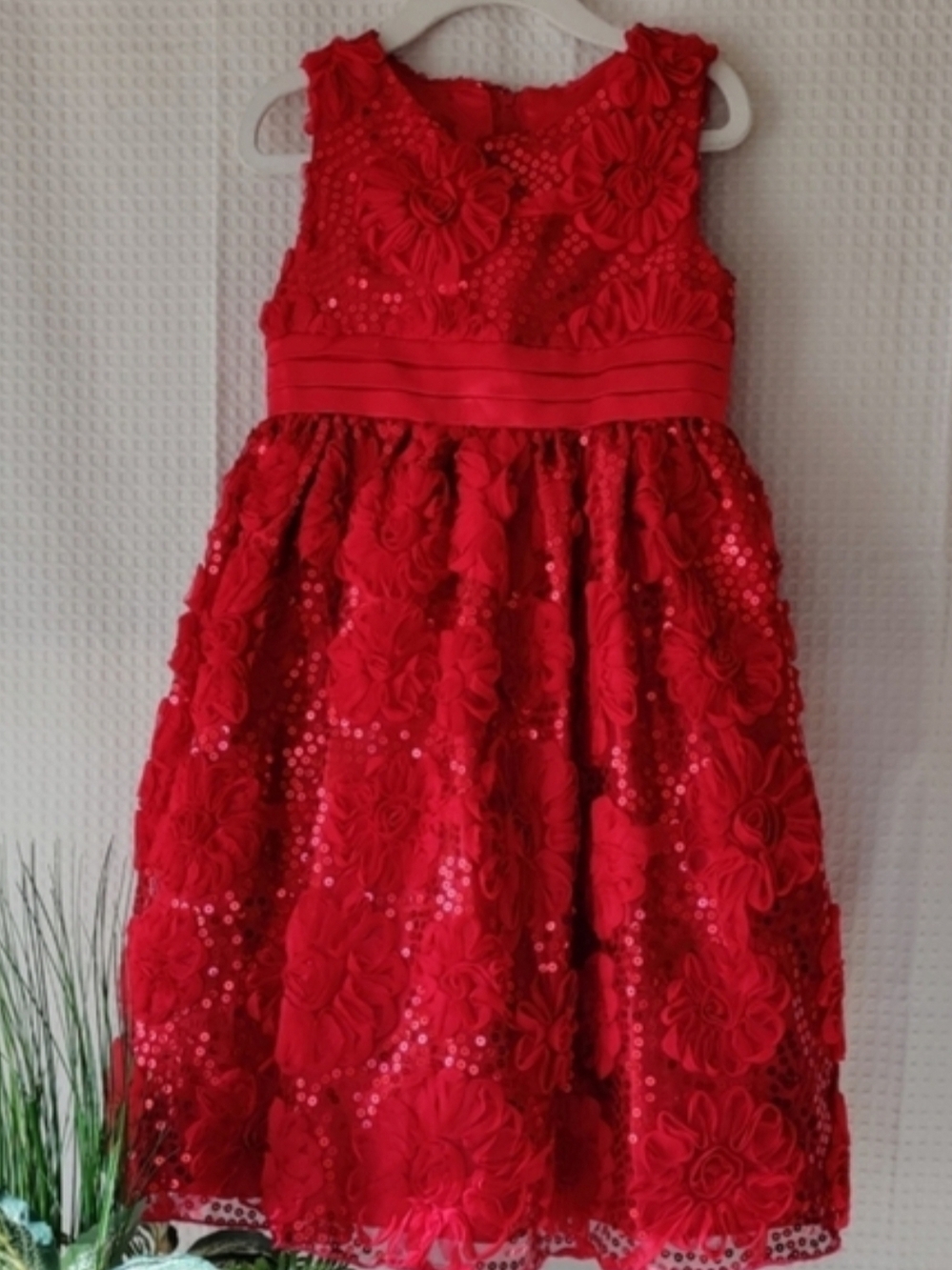 American Princess Red Sequins/Flowers Special Occasion Girls Dress Size 6